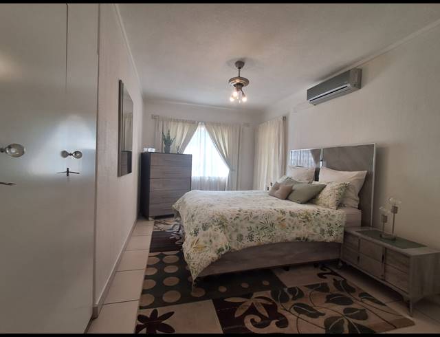 2 BEDROOM FLAT FOR SALE IN THREE RIVERS